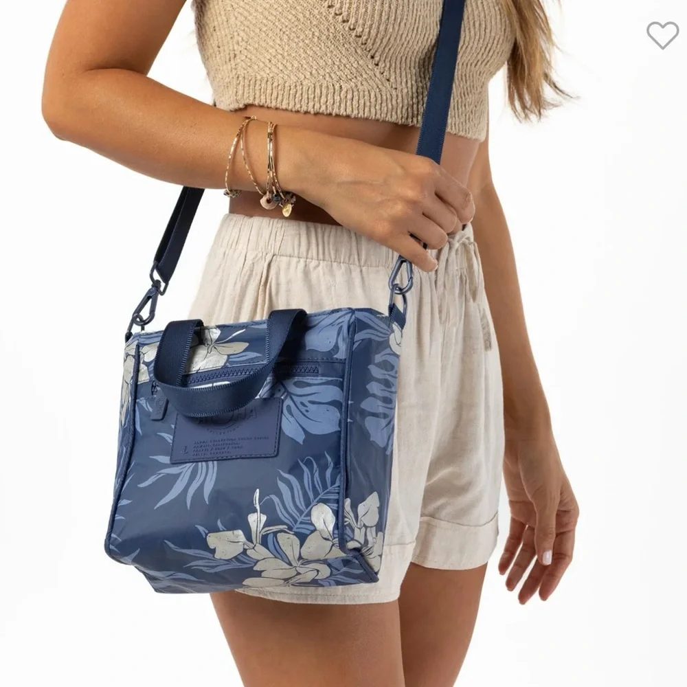 LAST ONE Aloha Collection Ginger Dream Crossbody - Picture 4 of 4